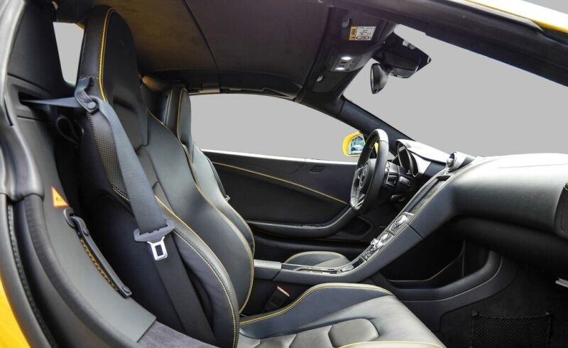 model-mclaren-650s-spider