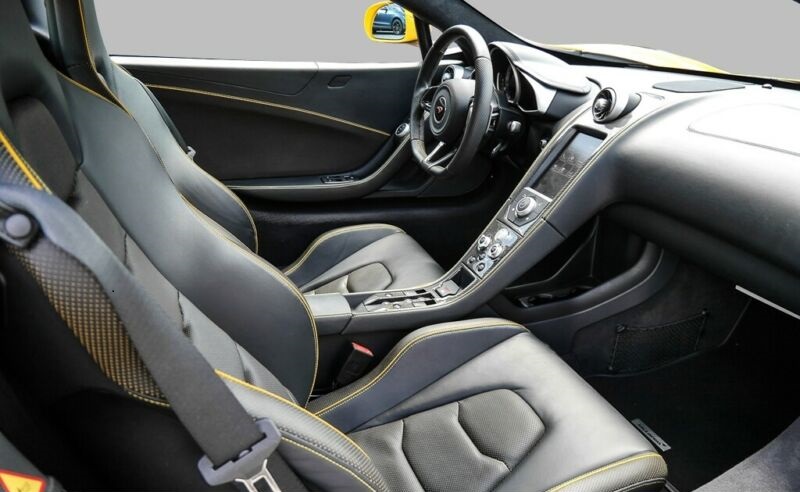 model-mclaren-650s-spider