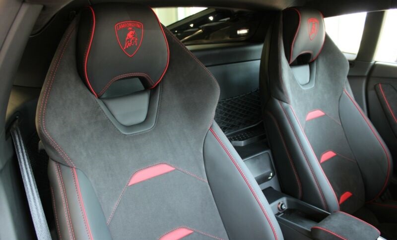 lamborghini-huracan-evo