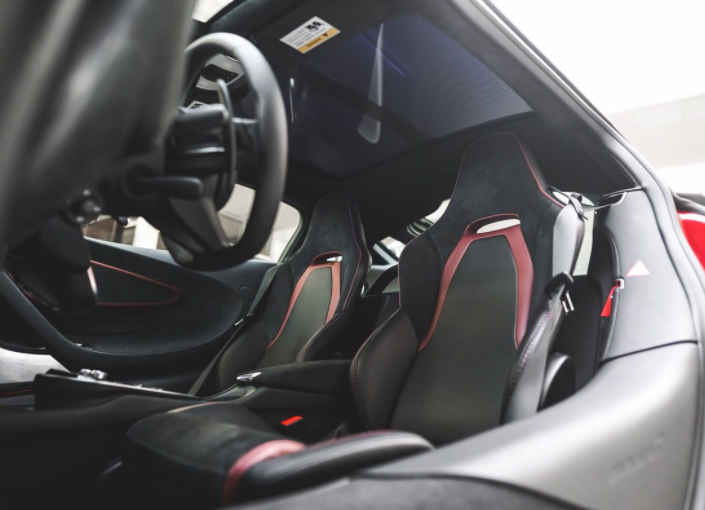 mclaren-gt-red