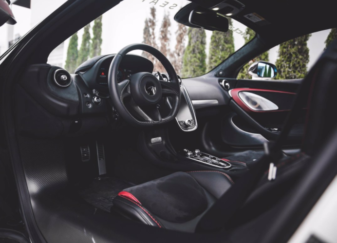 brand-new-mclaren-gt