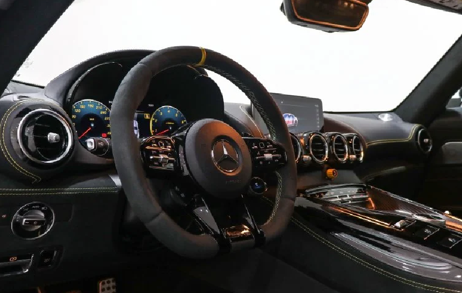 mercedes-benz-amg-gt-r-vsb
