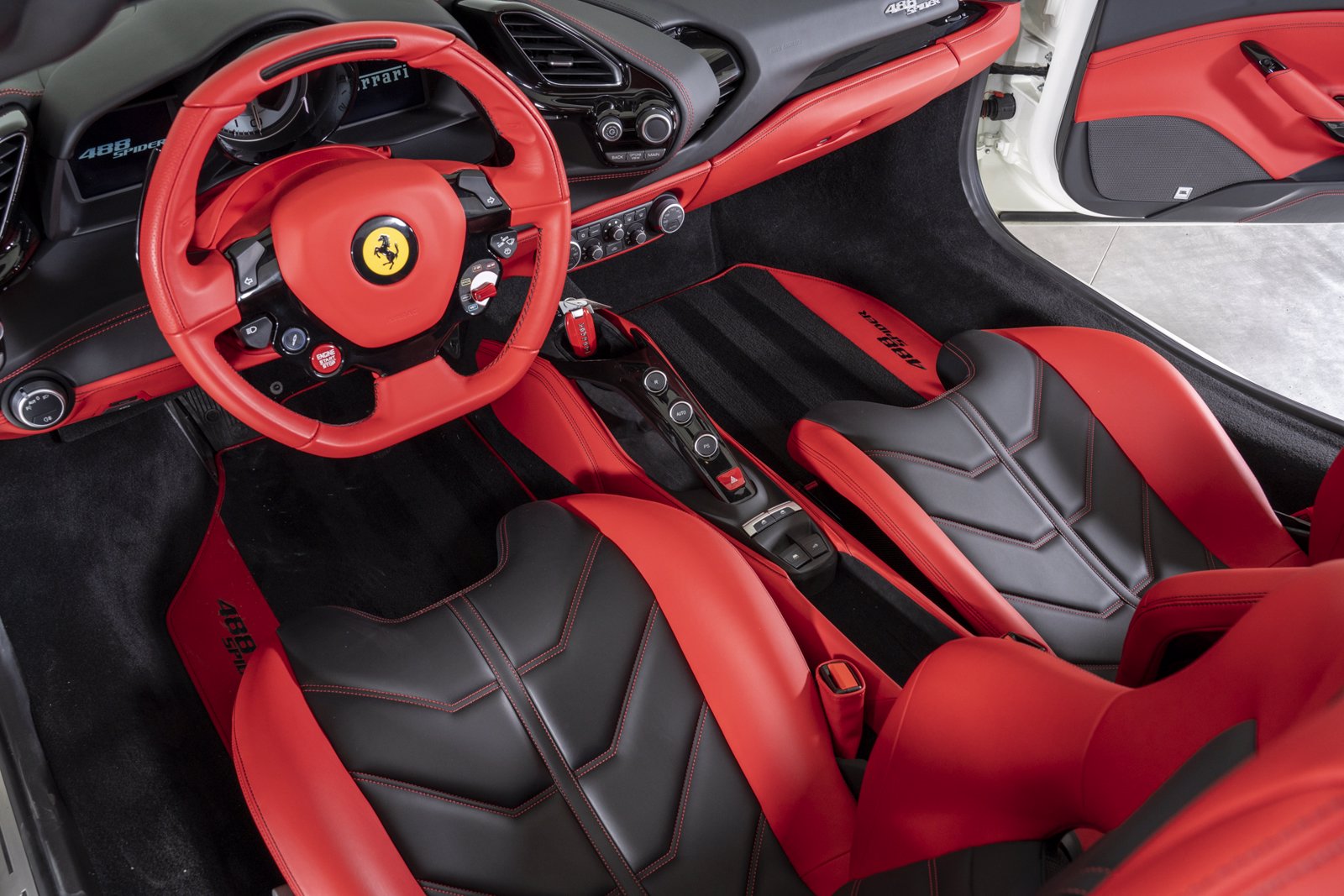 ferrari-488-spider