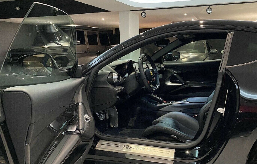 2019-model-ferrari-812-gts