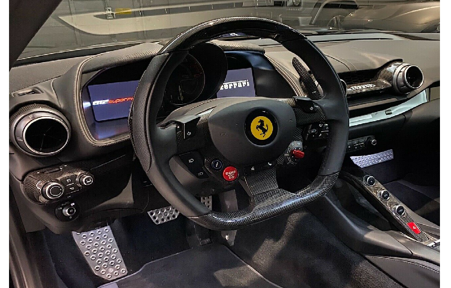 2019-model-ferrari-812-gts