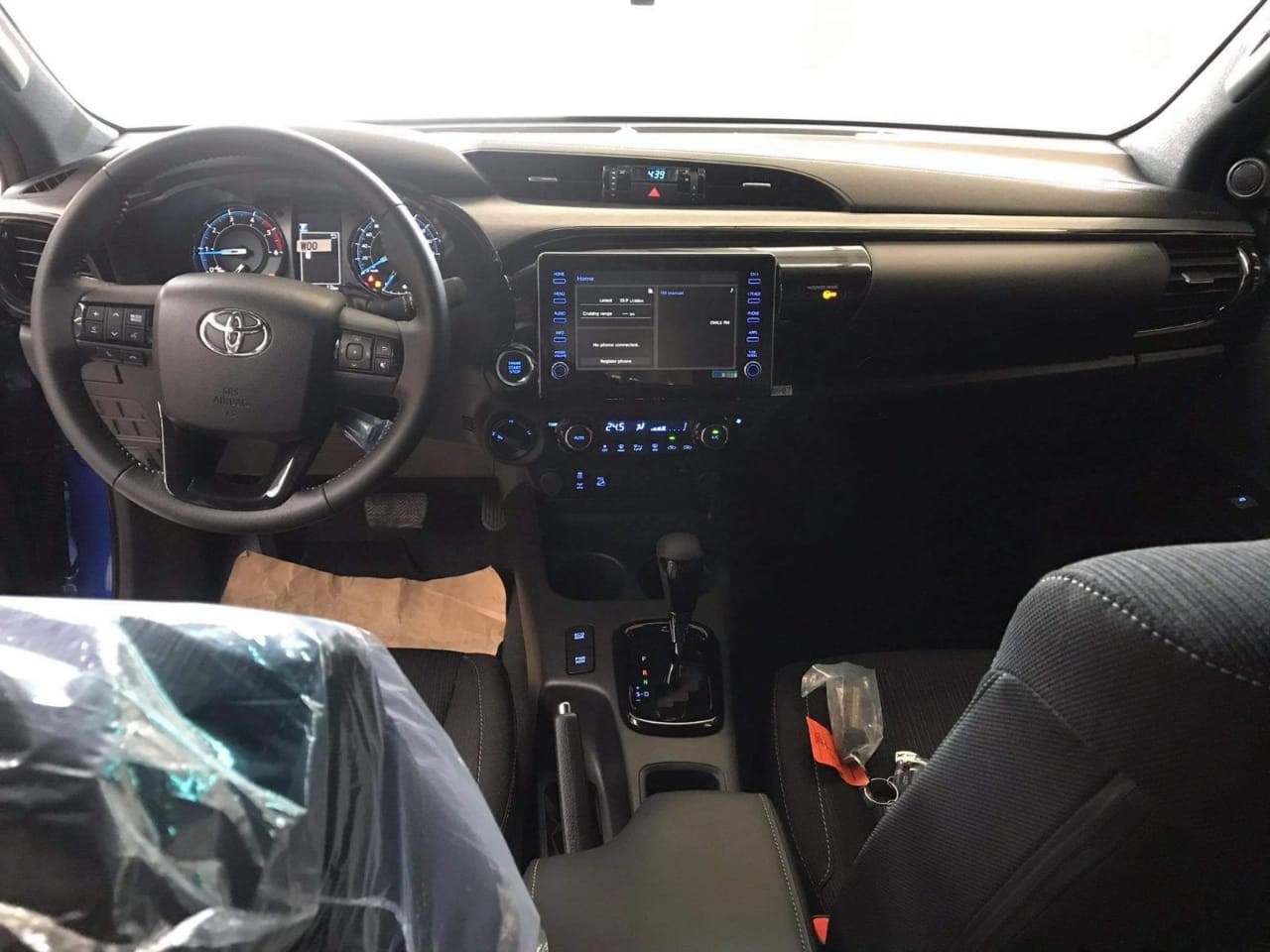 toyota-hilux-double-cab-conquest