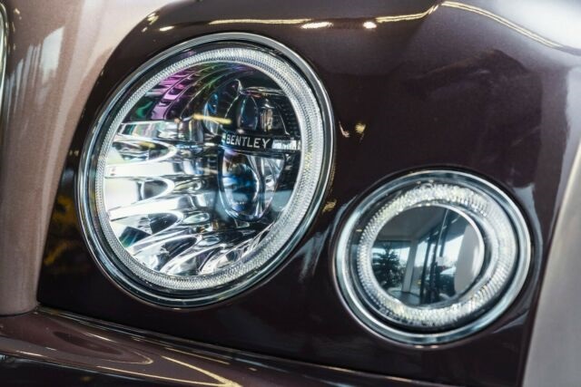 bentley-mulsanne-duo-tone