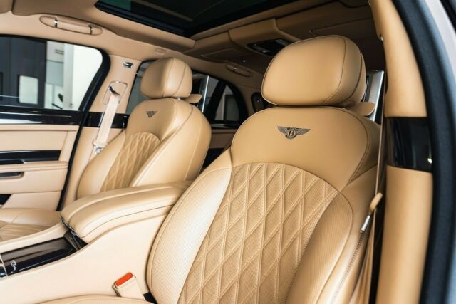 bentley-mulsanne-duo-tone