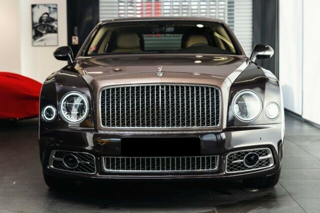 bentley-mulsanne-duo-tone