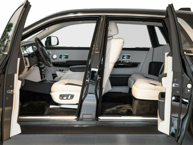 rolls-royce-phantom