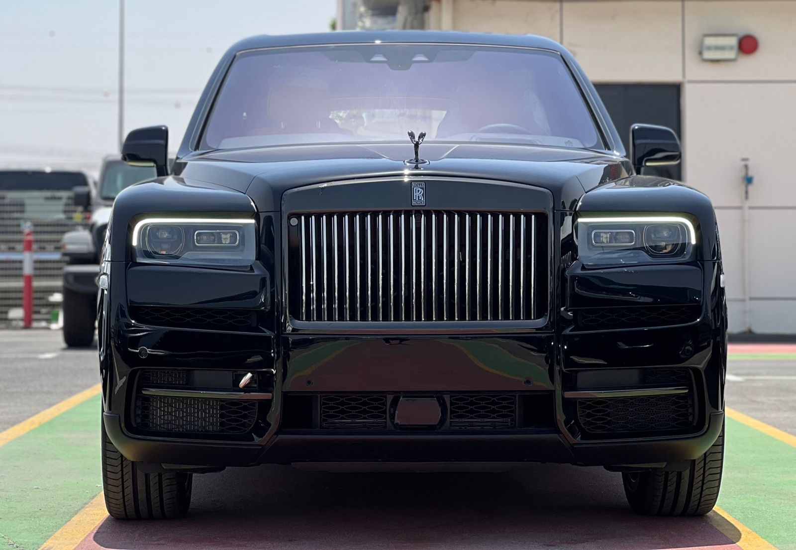 rolls-royce-cullinan-bb