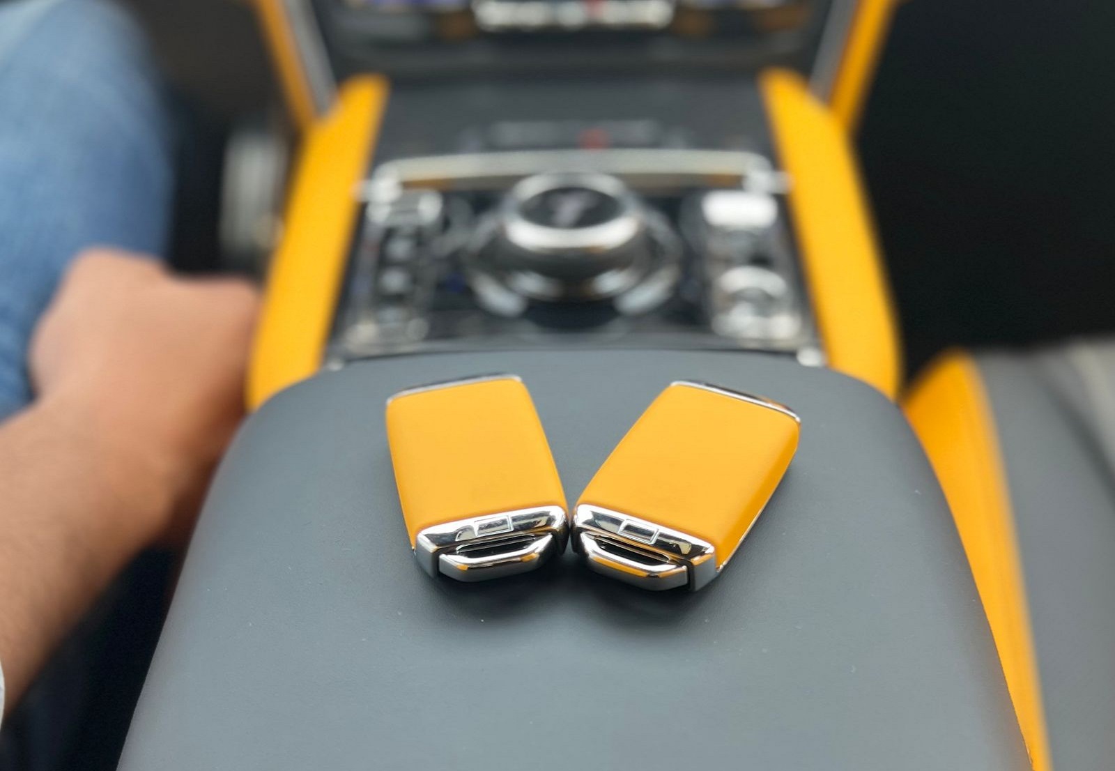 rolls-royce-cullinan-bb