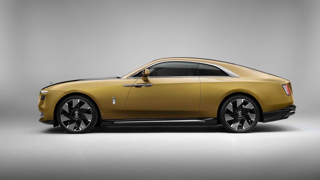 rolls-royce-spectre-in-stock