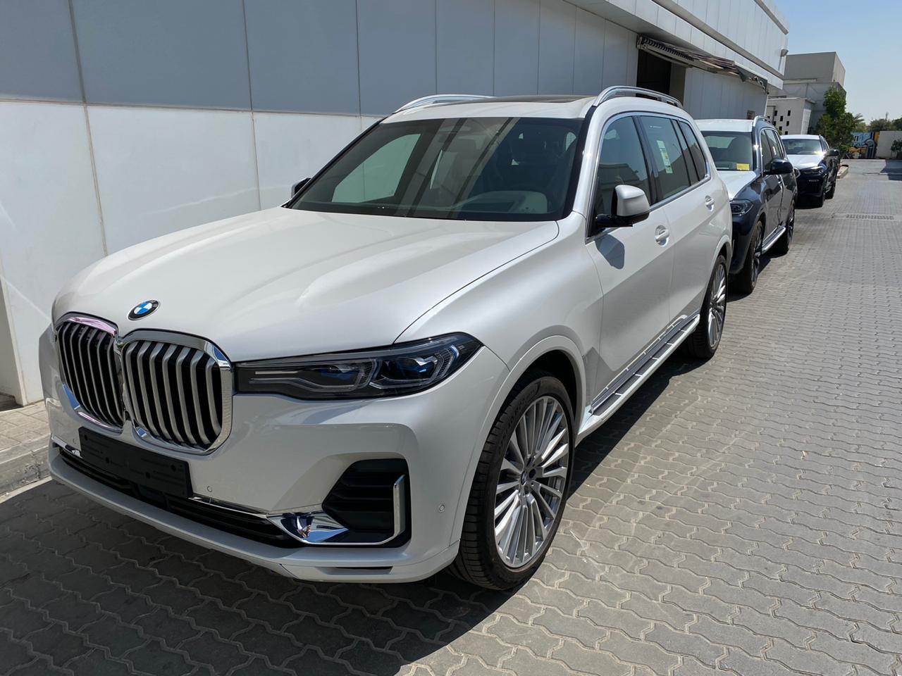 bmw-x7-xdrive40i