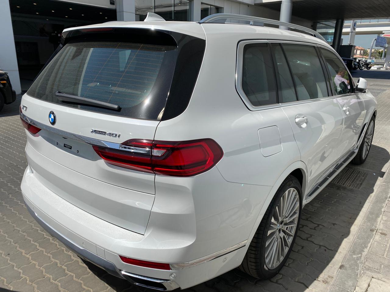 bmw-x7-xdrive40i
