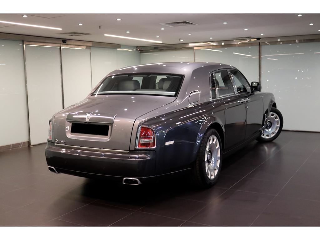 2014-rolls-royce-phantom-vii-saloon