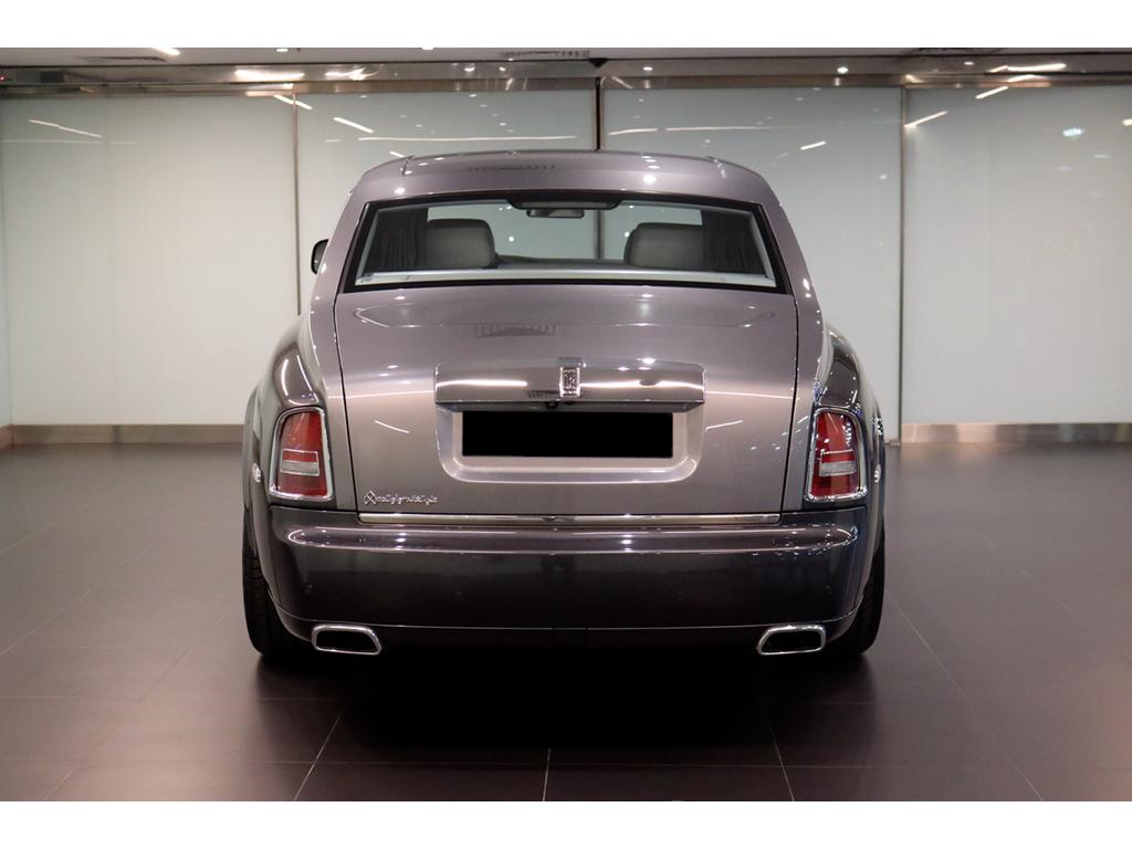 2014-rolls-royce-phantom-vii-saloon