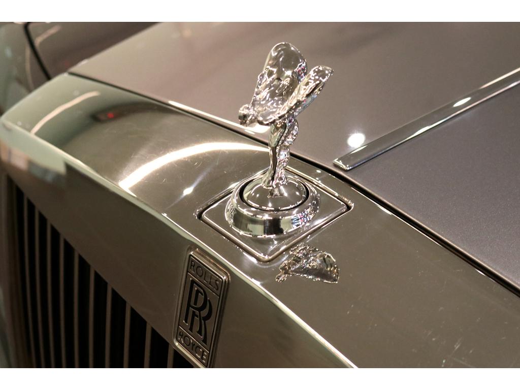 2014-rolls-royce-phantom-vii-saloon