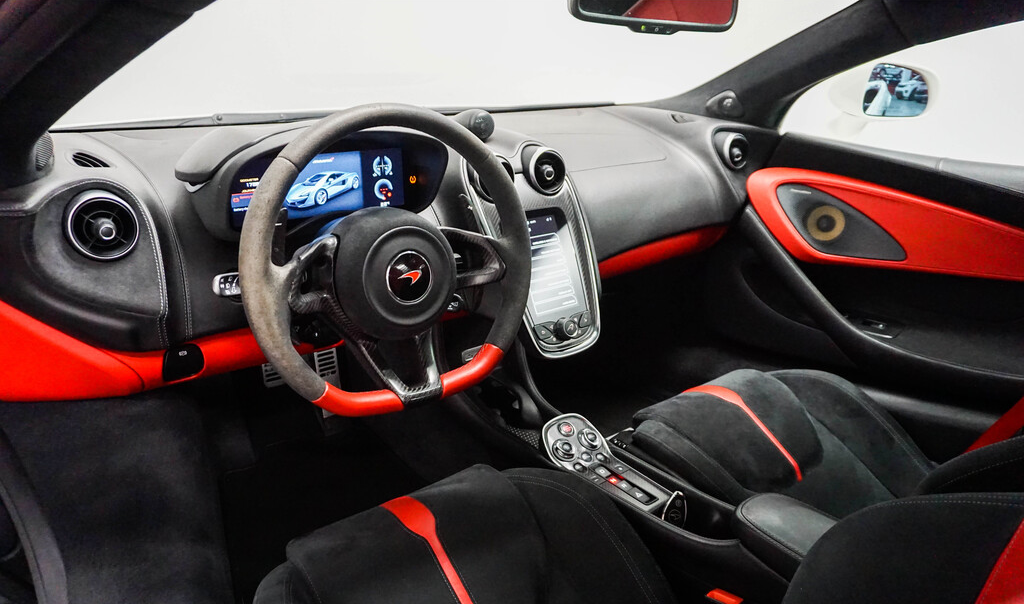2017-model-mclaren-570s-coupe