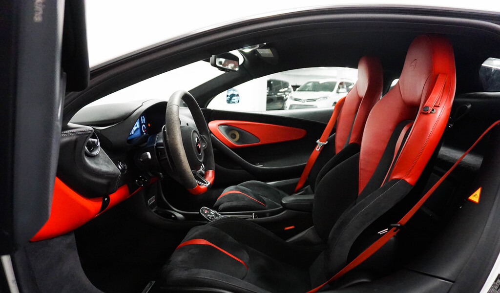 2017-model-mclaren-570s-coupe