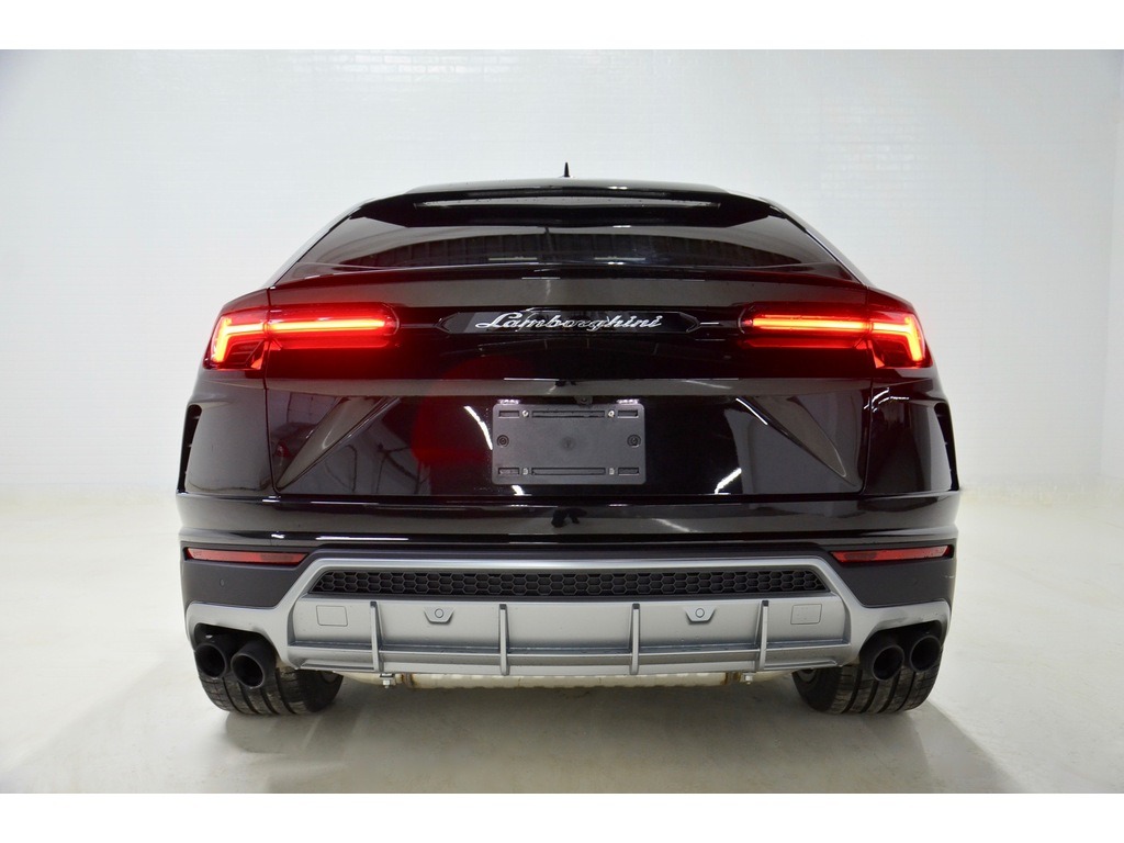 2019-lamborghini-urus