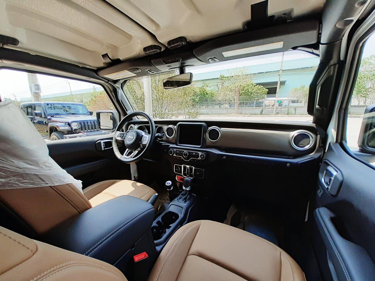 2020-jeep-wrangler-2-0l
