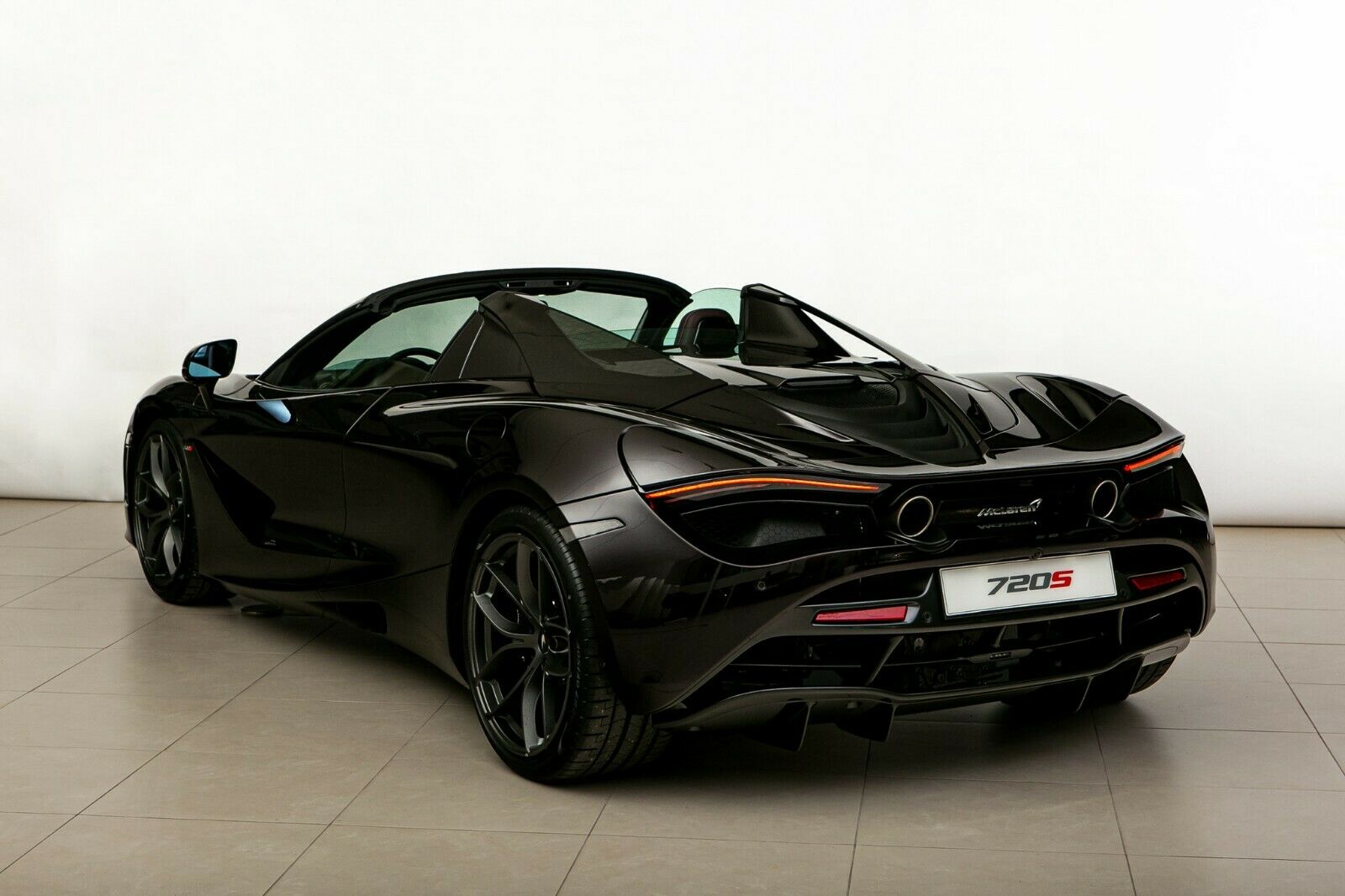 mclaren-720s-spider