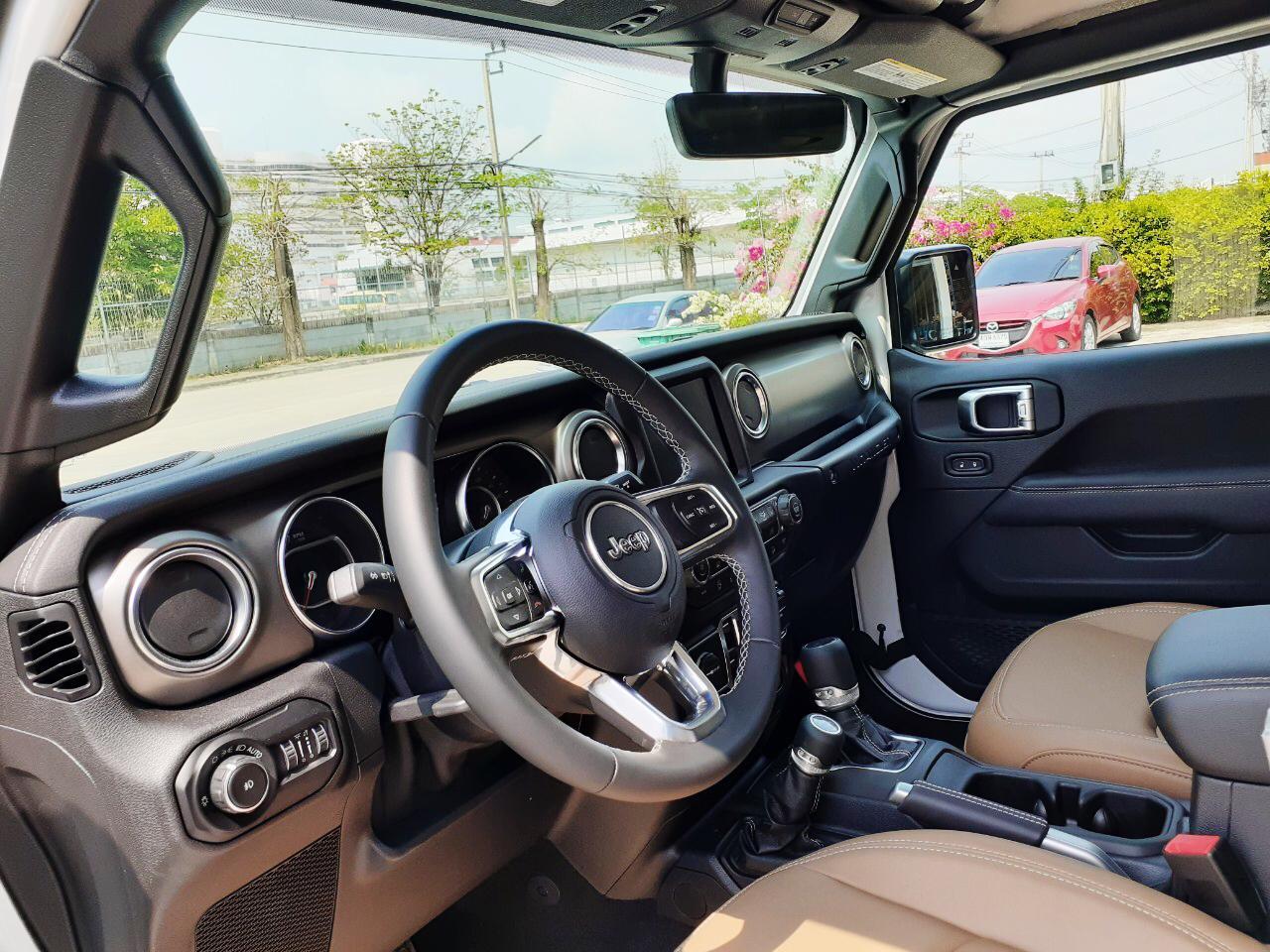 2020-jeep-wrangler-2-0l