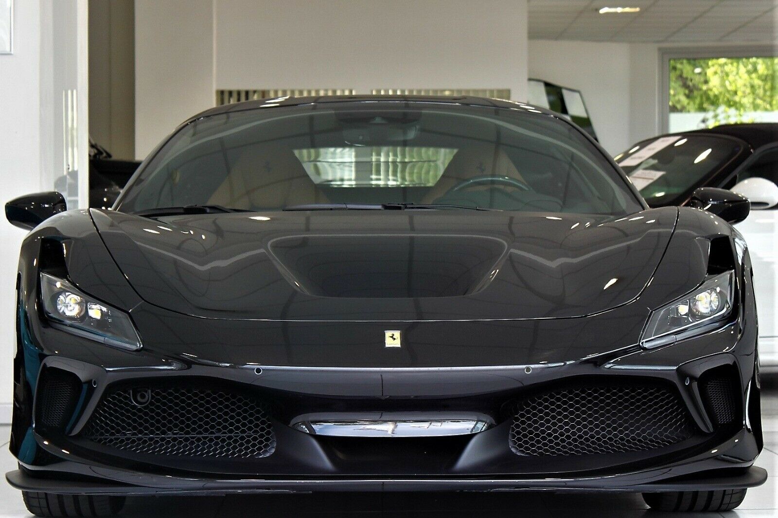 ferrari-f8-tributo-daytona