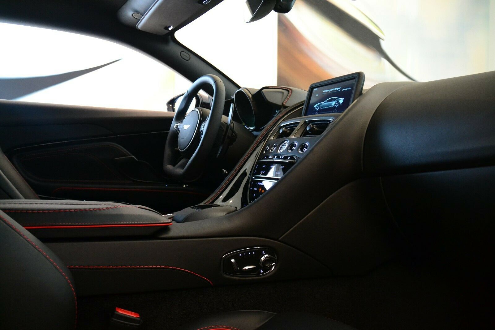 aston-martin-dbs-superleggera-coupe