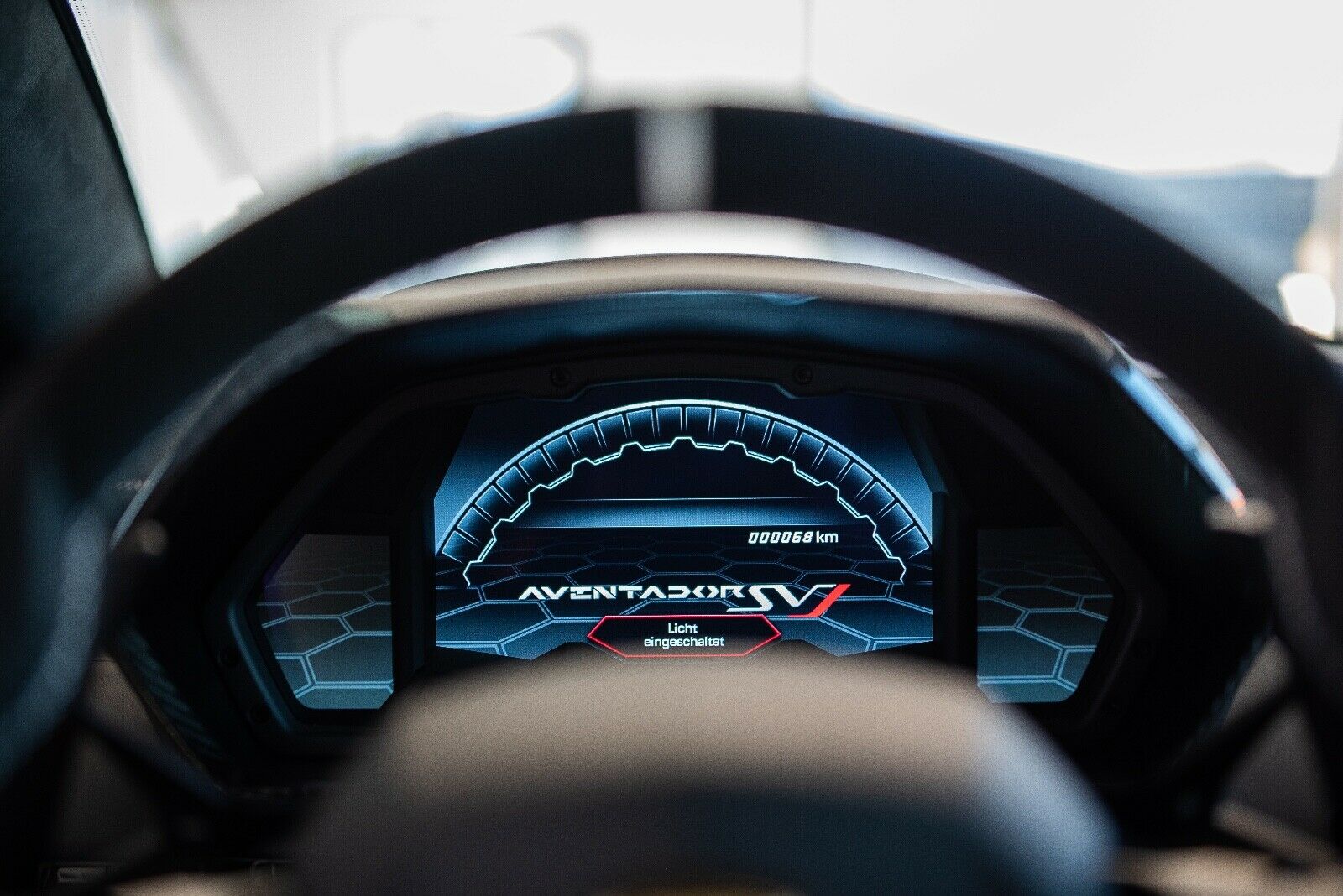 lamborghini-aventador-svj
