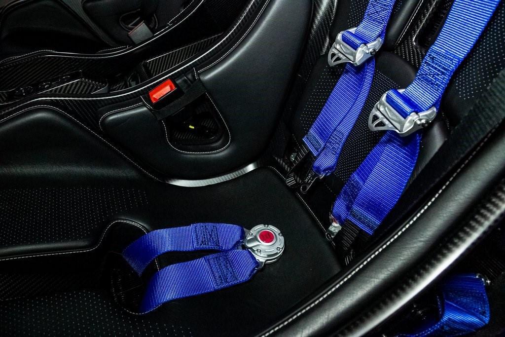 used-mclaren-senna
