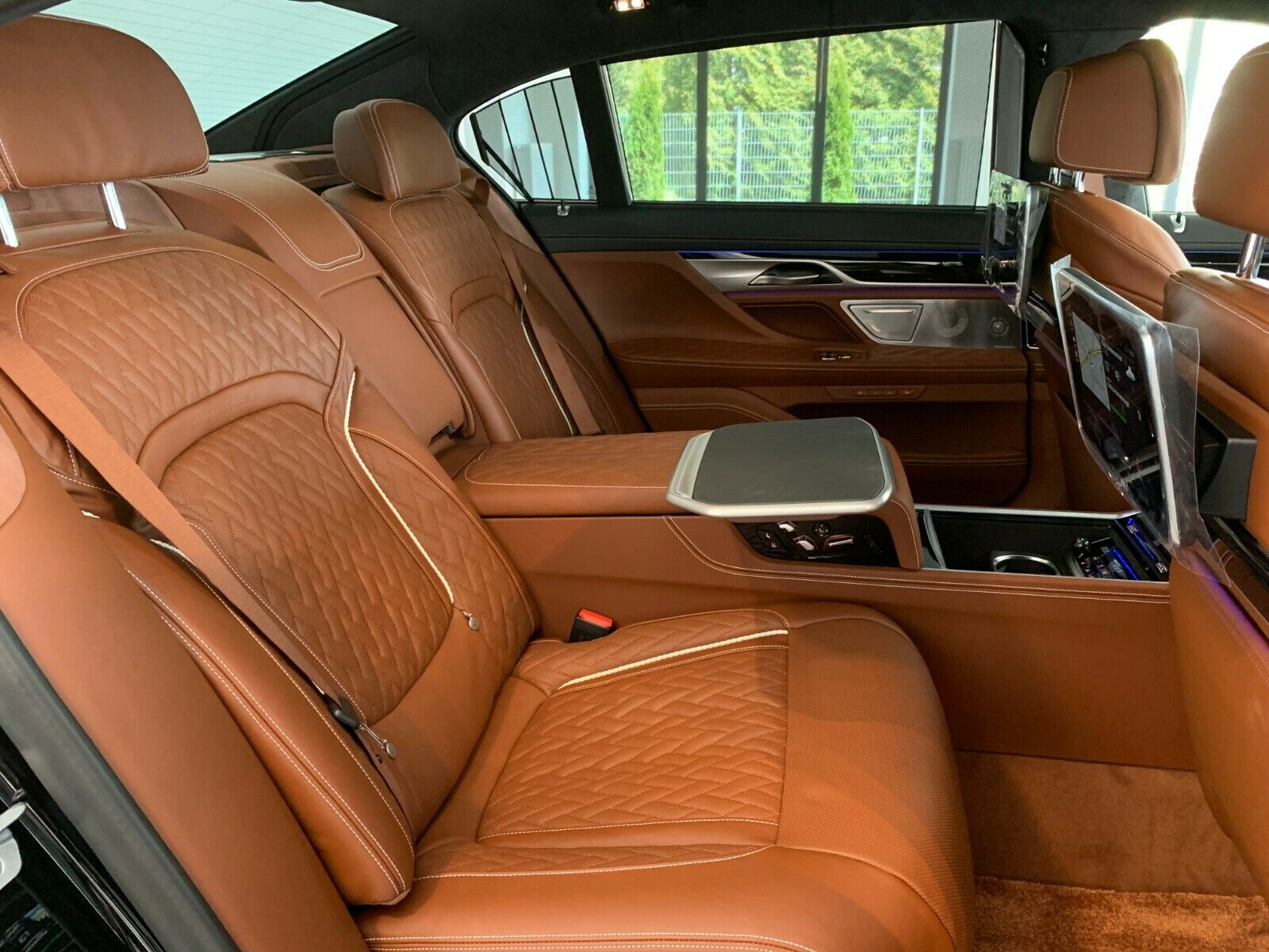 bmw-750li-xdrive