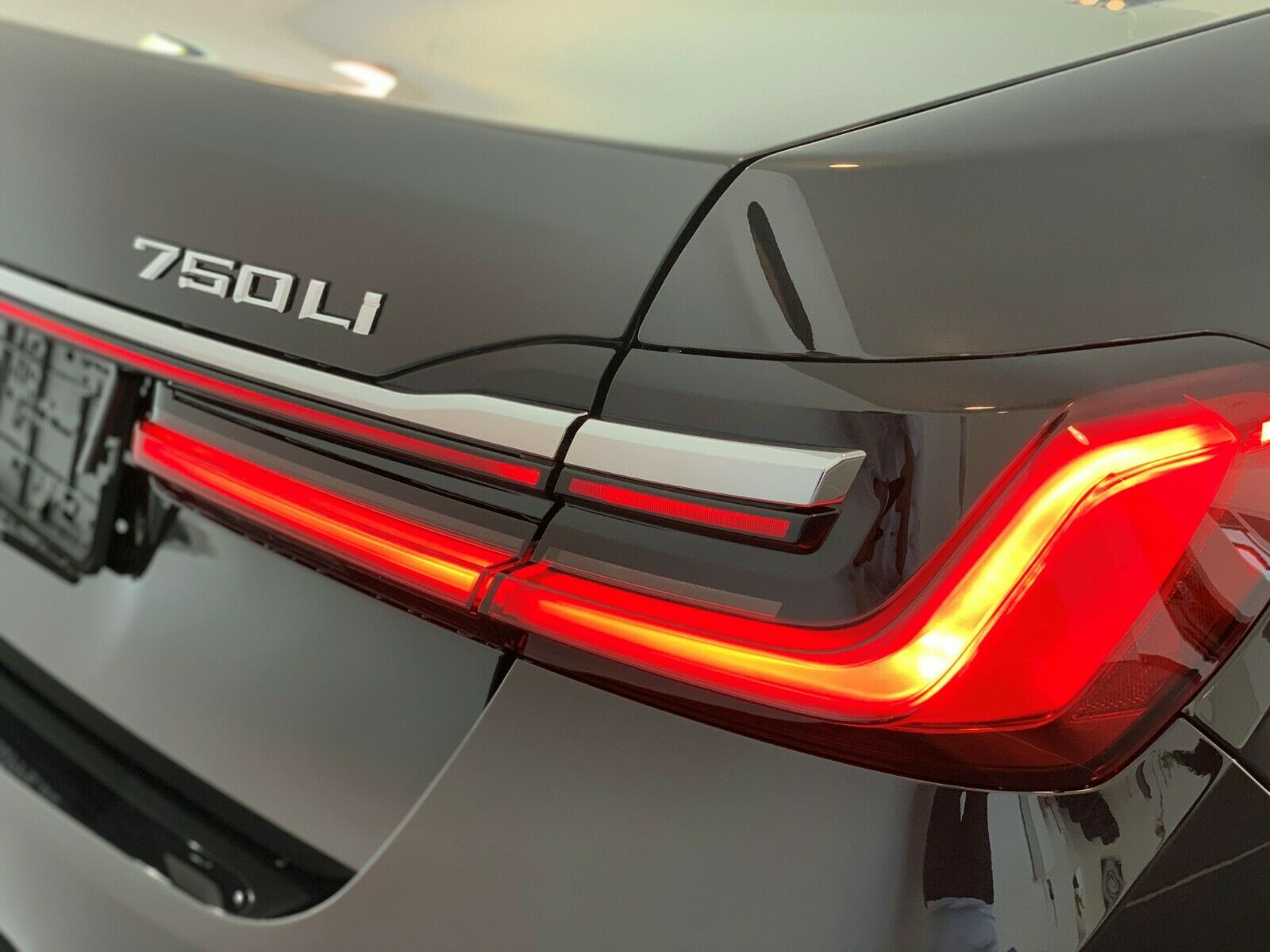bmw-750li-xdrive