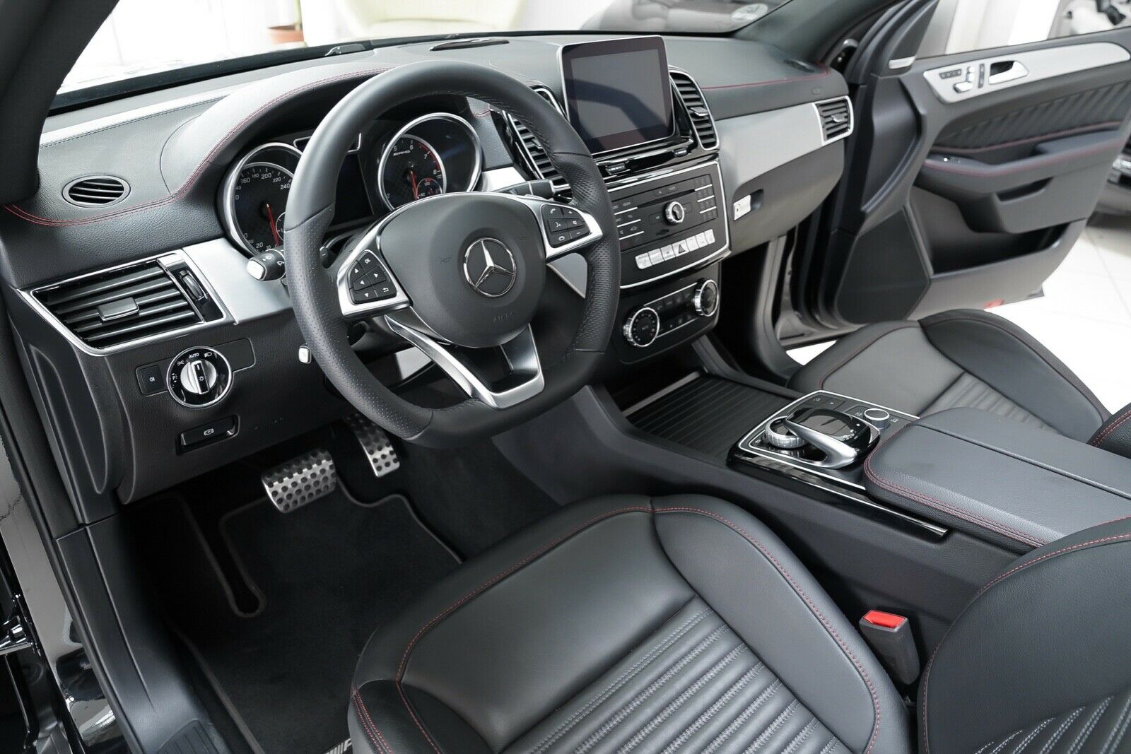 mercedes-benz-gle-43-amg-coupe