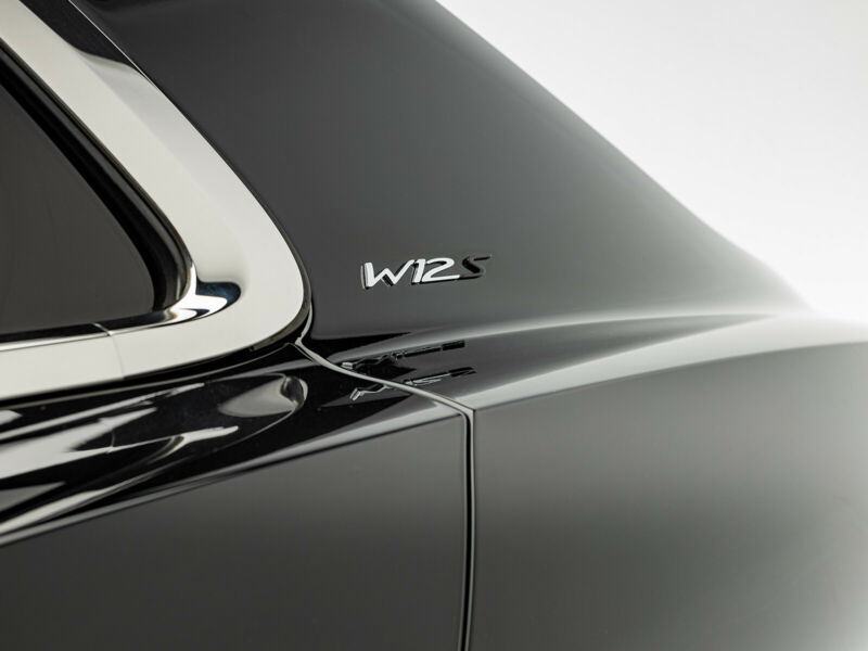 2019-bentley-flying-spur-w12-s