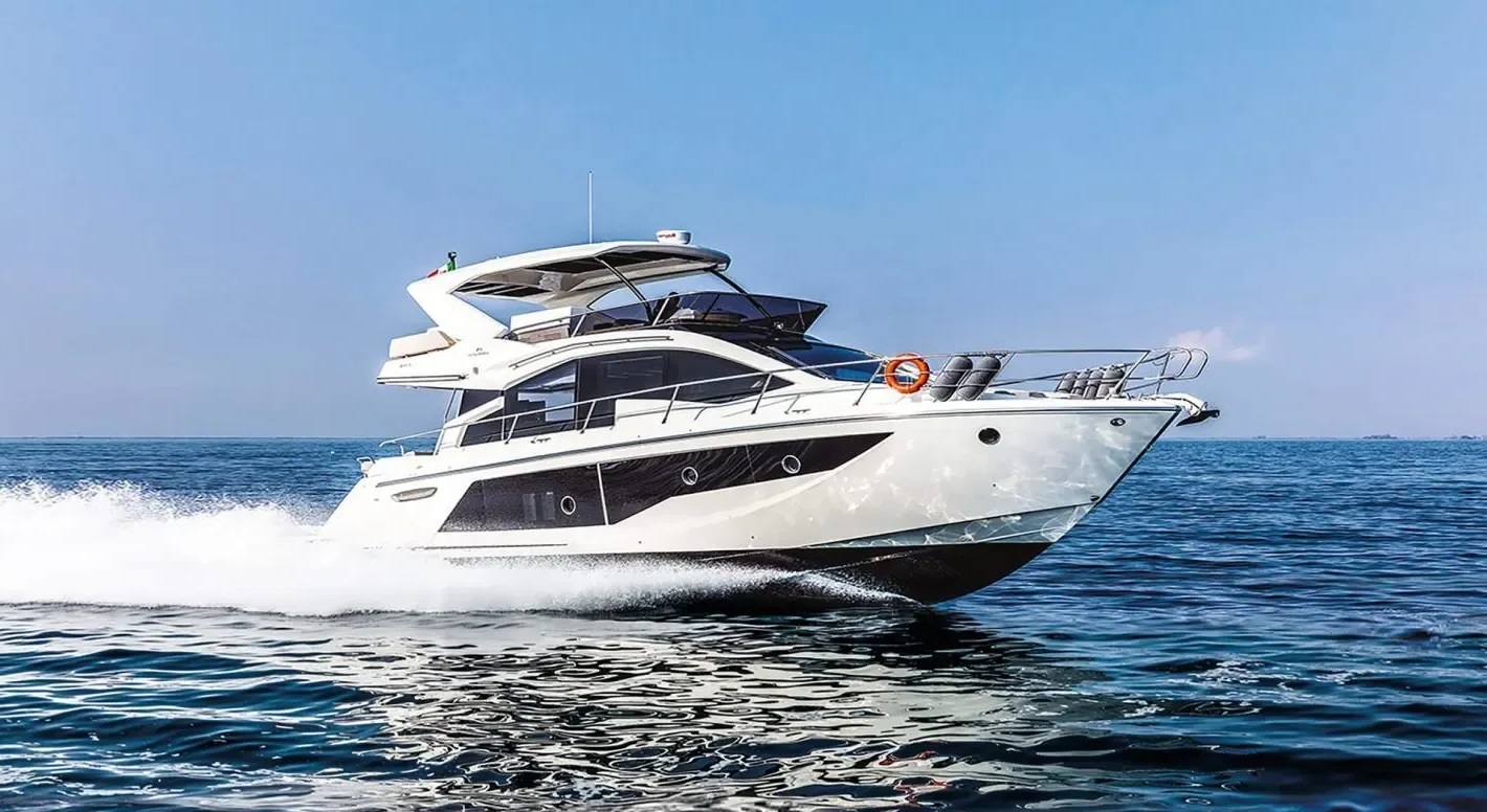 cranchi-yacht-fly-56-ft